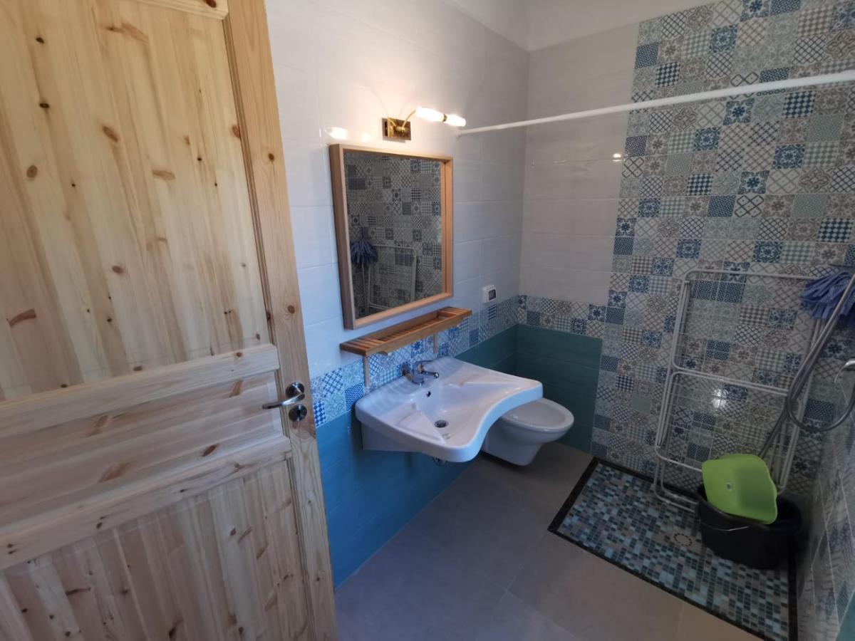 Villaggio Camping Uria Foce Varano Ngoại thất bức ảnh