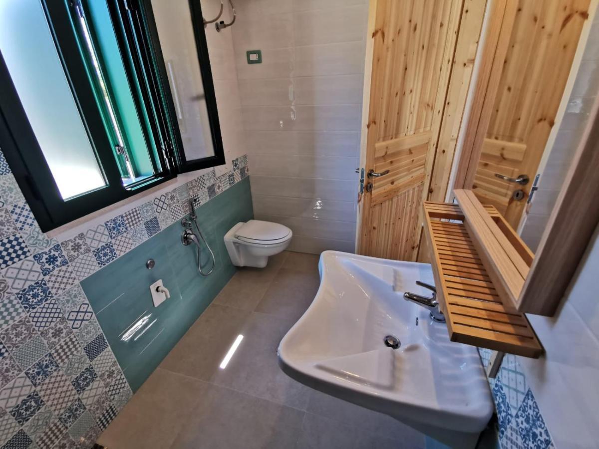 Villaggio Camping Uria Foce Varano Ngoại thất bức ảnh