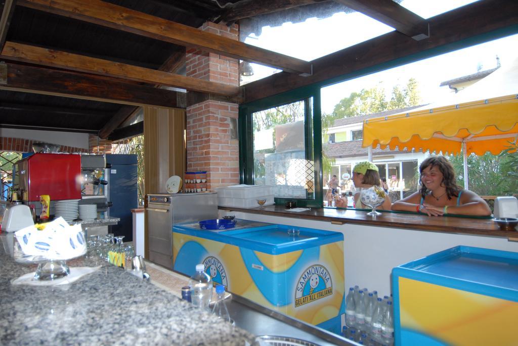 Villaggio Camping Uria Foce Varano Ngoại thất bức ảnh
