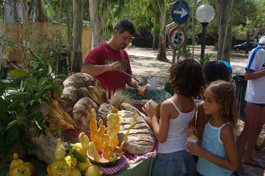 Villaggio Camping Uria Foce Varano Ngoại thất bức ảnh