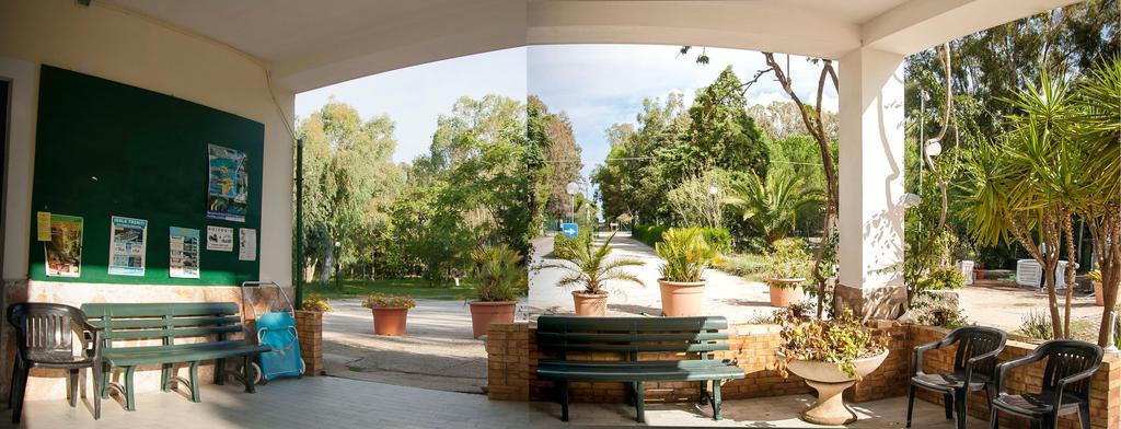 Villaggio Camping Uria Foce Varano Ngoại thất bức ảnh