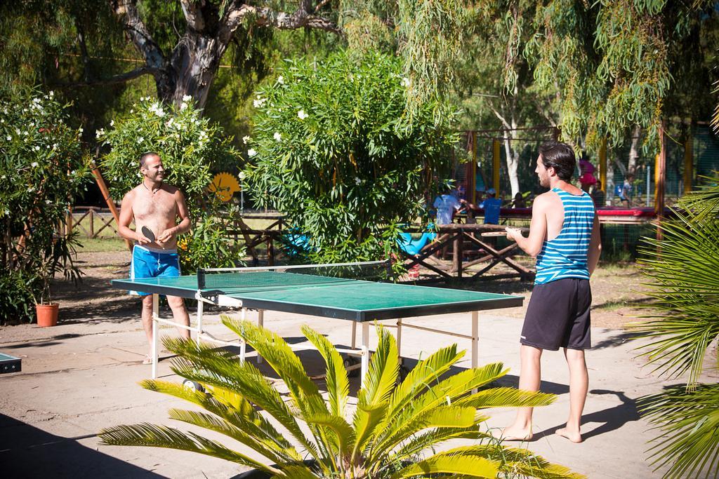 Villaggio Camping Uria Foce Varano Ngoại thất bức ảnh